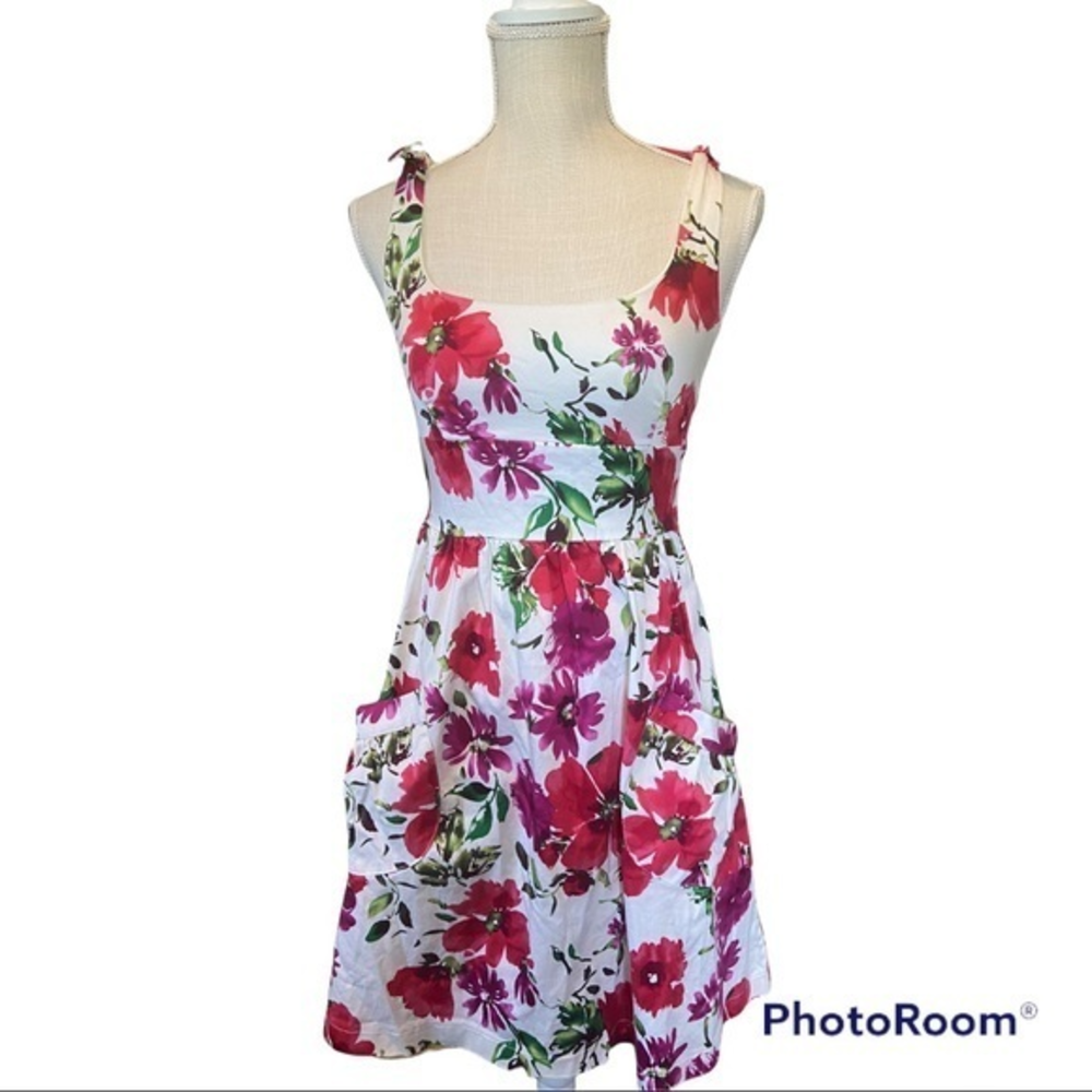 Women’s B.Smart floral‎ dress with pockets